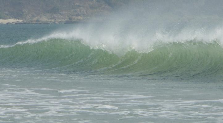 Big Wave Bay
