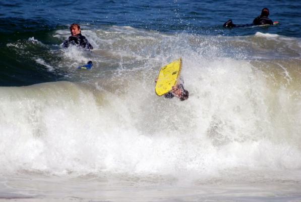 Kyle Cabano, invert at Koeel Bay (Caves)